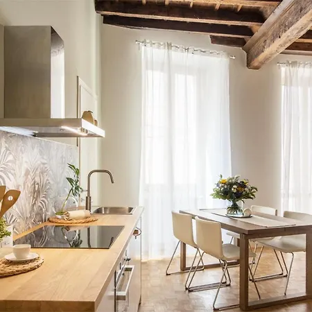 Charming Joivy Flat Next To Duomo Di Апартаменты Комо