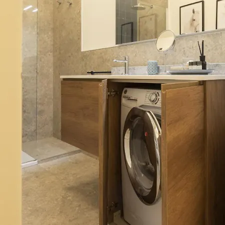 Charming Joivy Flat Next To Duomo Di