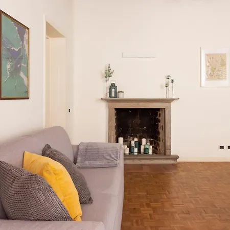 Charming Joivy Flat Next To Duomo Di Apartamento *